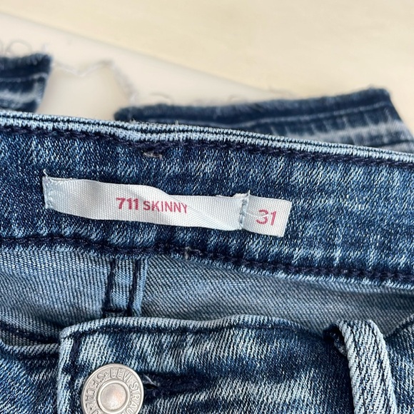 Levi's 711 Skinny Jeans Size 31 - Picture 3 of 5